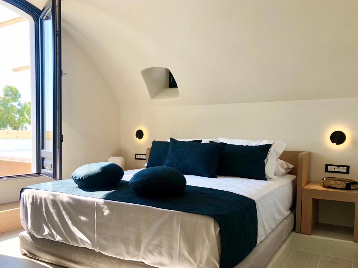Candele Suites ثيرا المظهر الخارجي الصورة